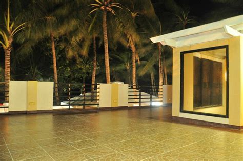 club manila east boracay.
